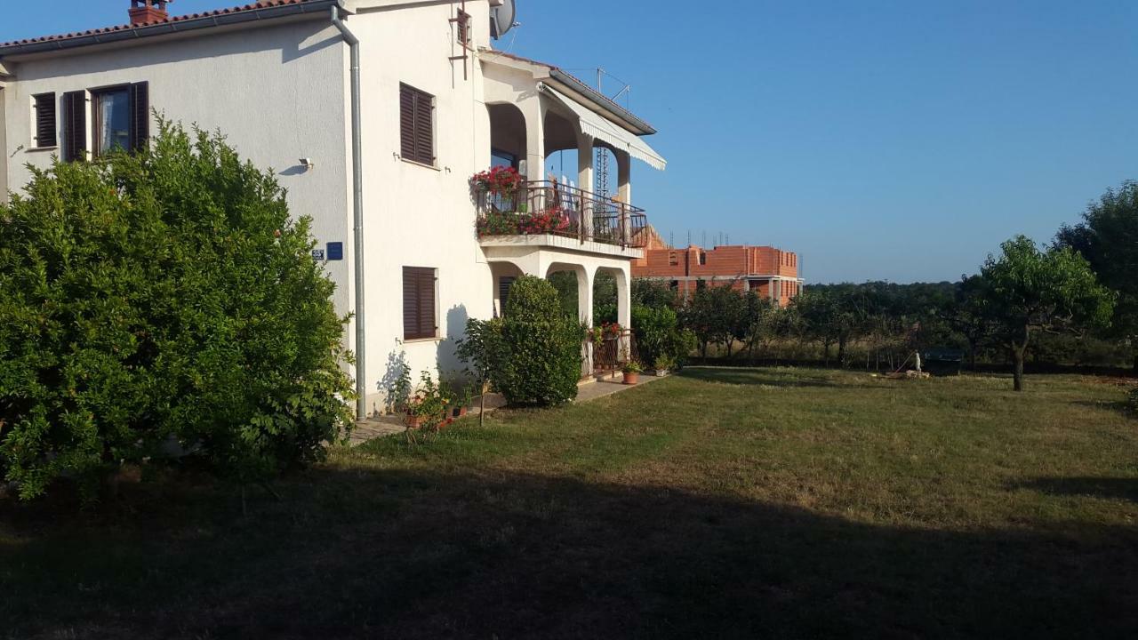 Ljubica Apartamento Žbandaj Exterior foto