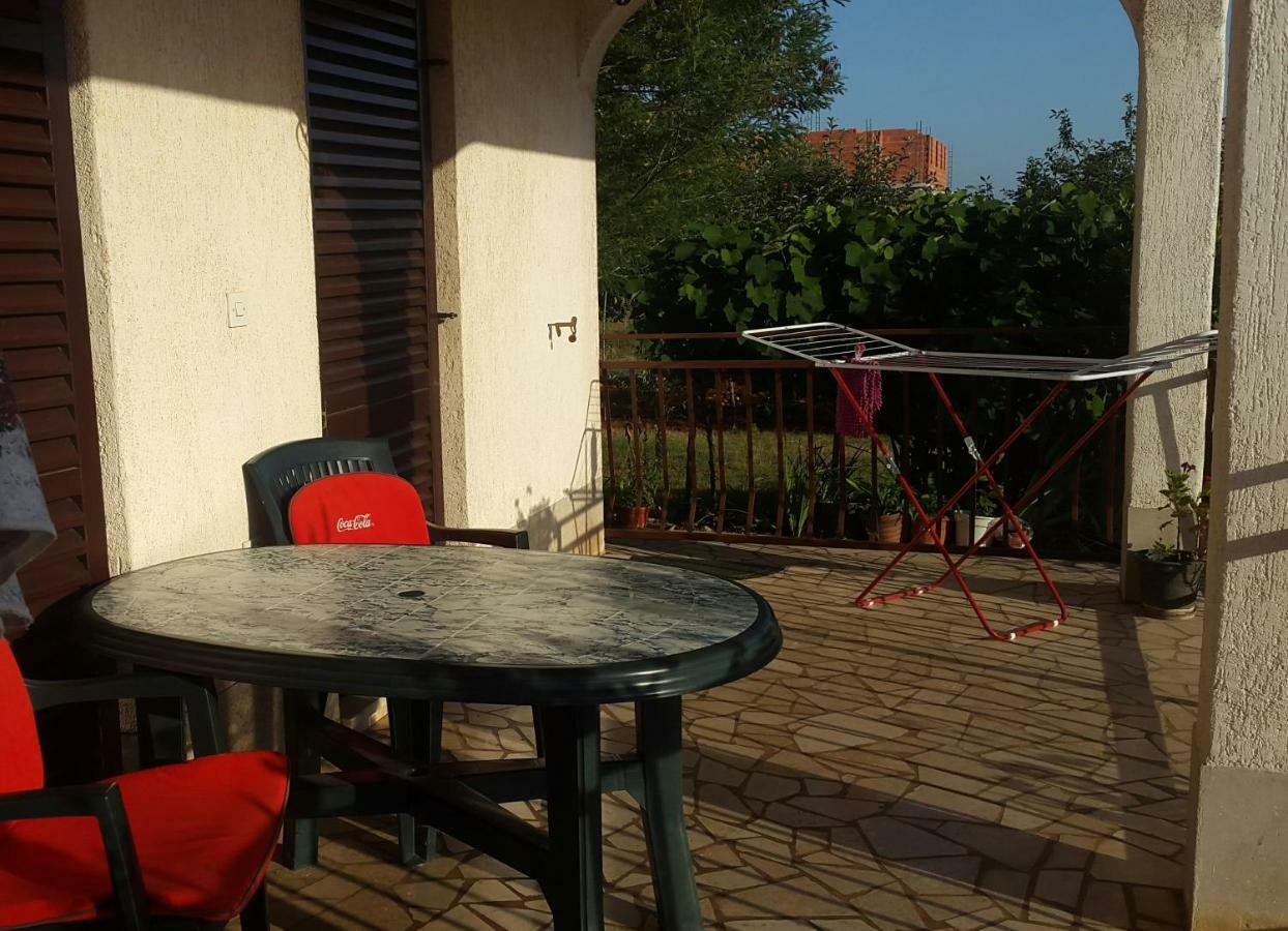 Ljubica Apartamento Žbandaj Exterior foto